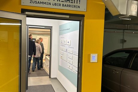 Eingang zur Ausstellung HALLO FREIHEIT