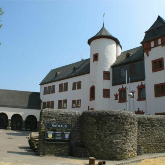 Schloss / Rathaus / Sehenswürdigkeit