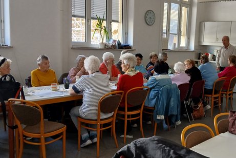Aufmerksame Zuhörerinnen