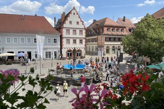 Blick vom Rathaus auf den Marktplatz Volkach