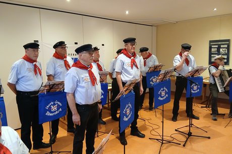 Shantychor "Luv & Lee"