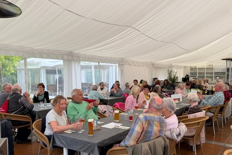 Spargelzelt in L&uuml;tzens&ouml;mmern