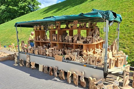 Tagesfahrt nach Lorsch ...Buden vom Fr&uuml;hlingsfest