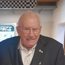 Wir gedenken unserem Ehrenkassenwart Heinz Gerhold, verstorben am 6. Mai 2025.