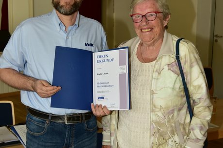 Ehrung f&uuml;r 10 Jahre Mitgliedschaft - Brigitte Latusek