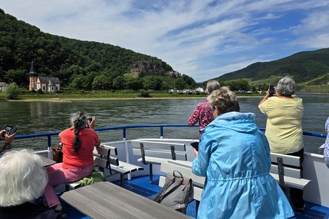 Auf dem Vater Rhein: Die Reisefreunde im VdK OV Auf dem Vater Rhein: Die Reisefreunde im VdK OV