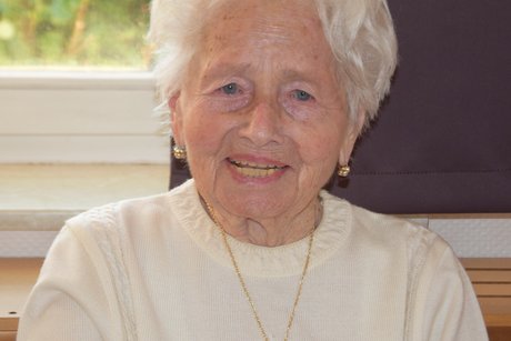 Auf dem Bild ist Else Hagner zu sehen, die 100 Jahre alt wurde.