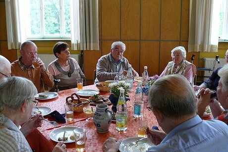 Gemütliches Beisammensein der Mitglieder und Gäste