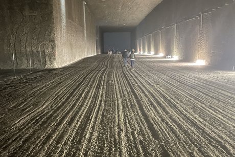 Riesige Hallen und lange G&auml;nge