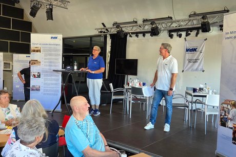 75 Jahrfeier des VDK OV-Mörfelden Silvia Randolph, Vertreterin der Frauen berichtete von ihrer Arbeit