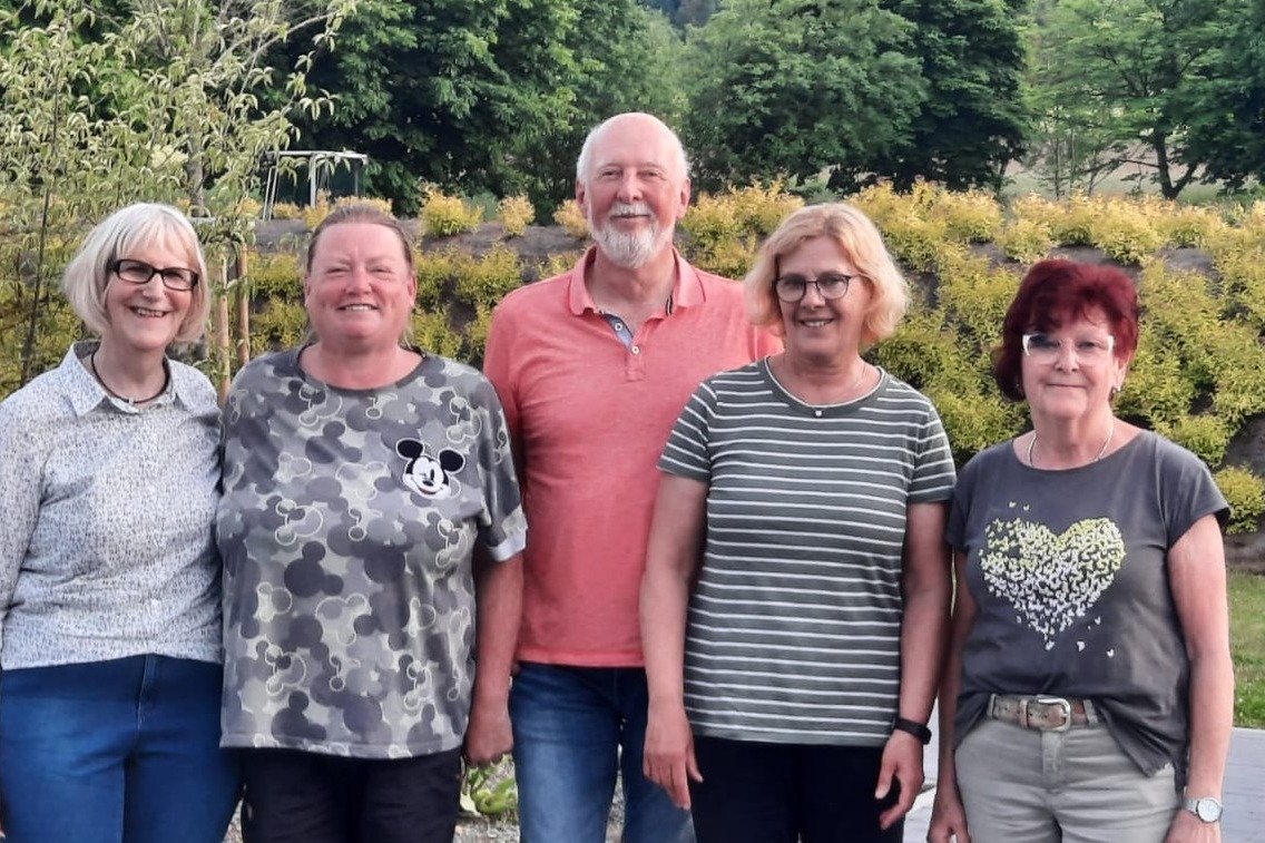 v.l.n.r. Karin Richter-Ludwig, Claudia Strawinski, Wolfgang Hodan, Birgit Kampf, Elke Schachtebeck