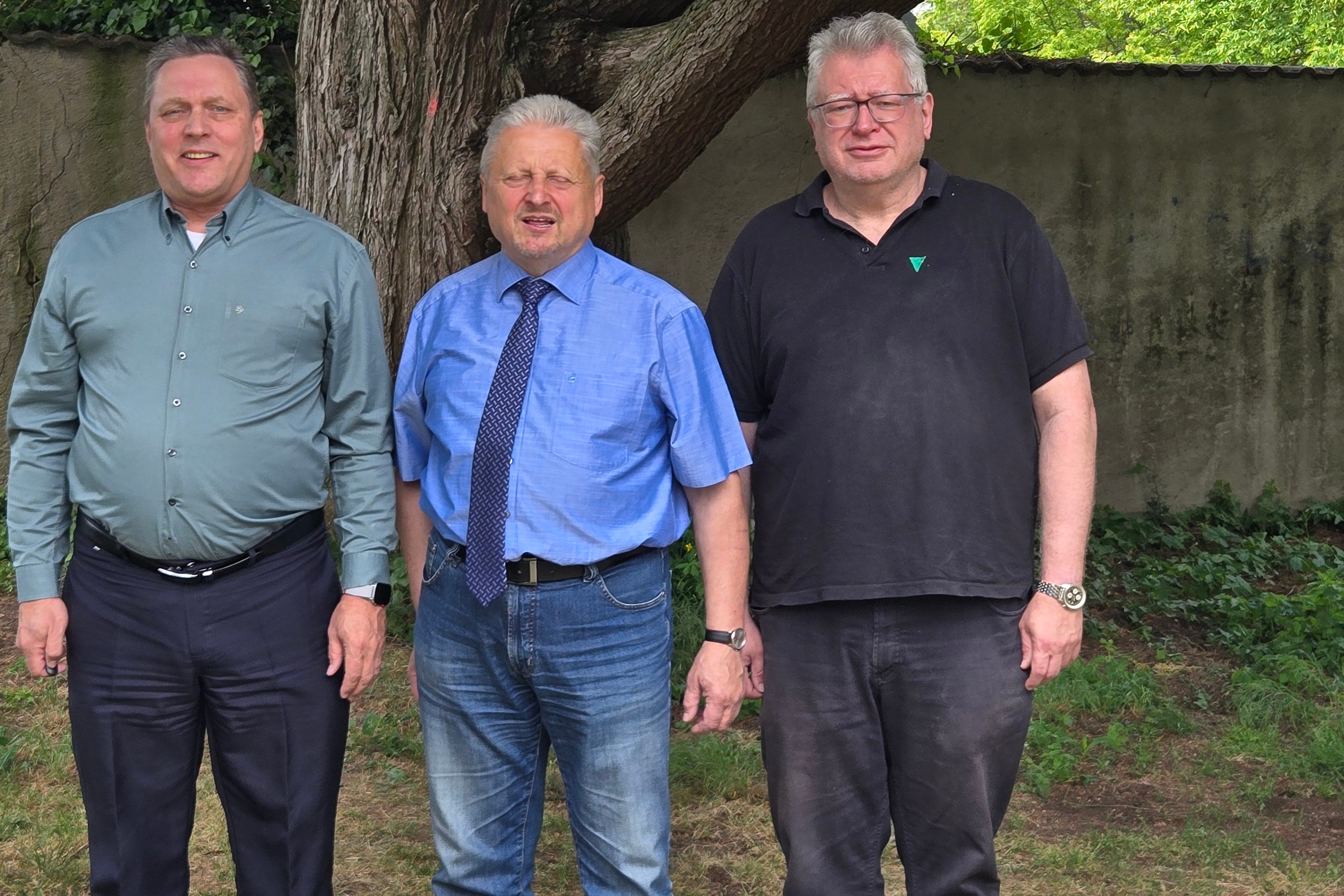 Der Vorstand, von links nach rechts, Michael Wagner (Kassenf&uuml;hrer), Werner Stein (Vorsitzender), Frank Hahne (Juniorenvertreter)