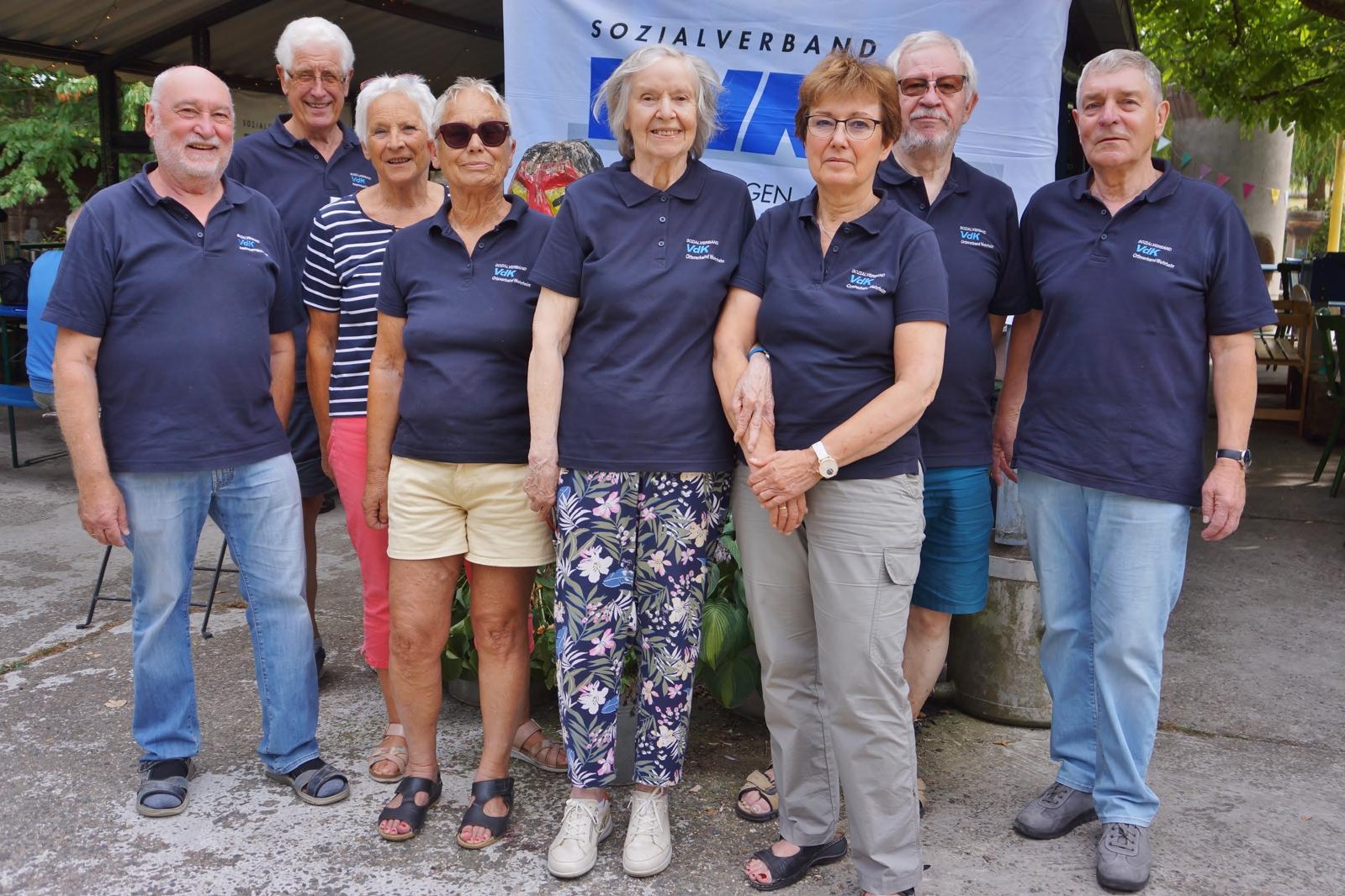 Von links: Harald Stenger, Egon Wewerka, Brigitte Weinreich, Brigitte Hansen, Marga Horlebein, Elke Heger, Klaus Reile, Peter Wiesner.