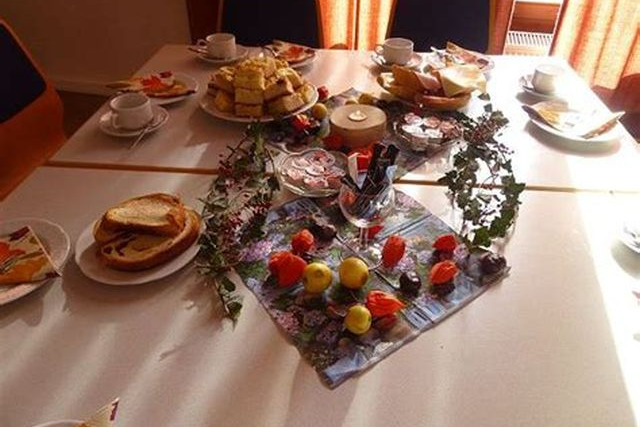 gedeckte Kaffetafel