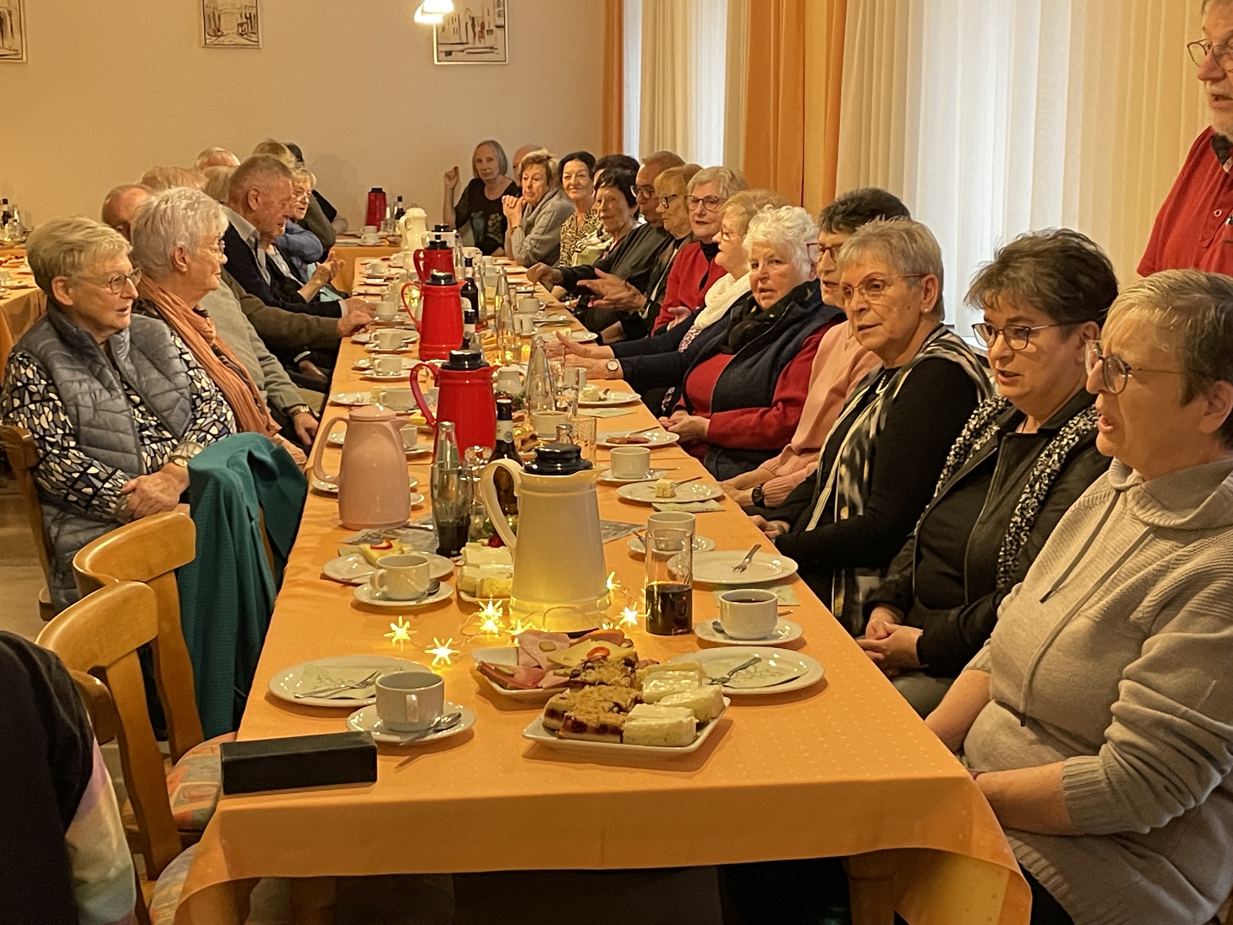 Advents- und Weihnachtsfeier in der Walter-Zilch-Begegnungsstätte