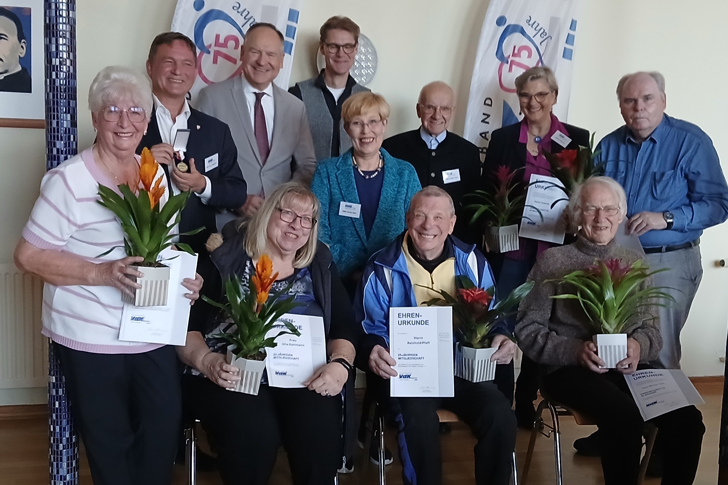 Ehrungen Inge Wieland, Bürgermeister Gene Hagelstein, Landrat Oliver Quilling, Ulla Gartmann, Hartmut Honka (MdL), Vorsitzende Edda Schulz-Jahn, Ehrenvorsitzender Hans-Jürgen Kuhn, Reinhold Pfaff, Sabine Doberitz, Hans Werner Voth, Georg Rieger