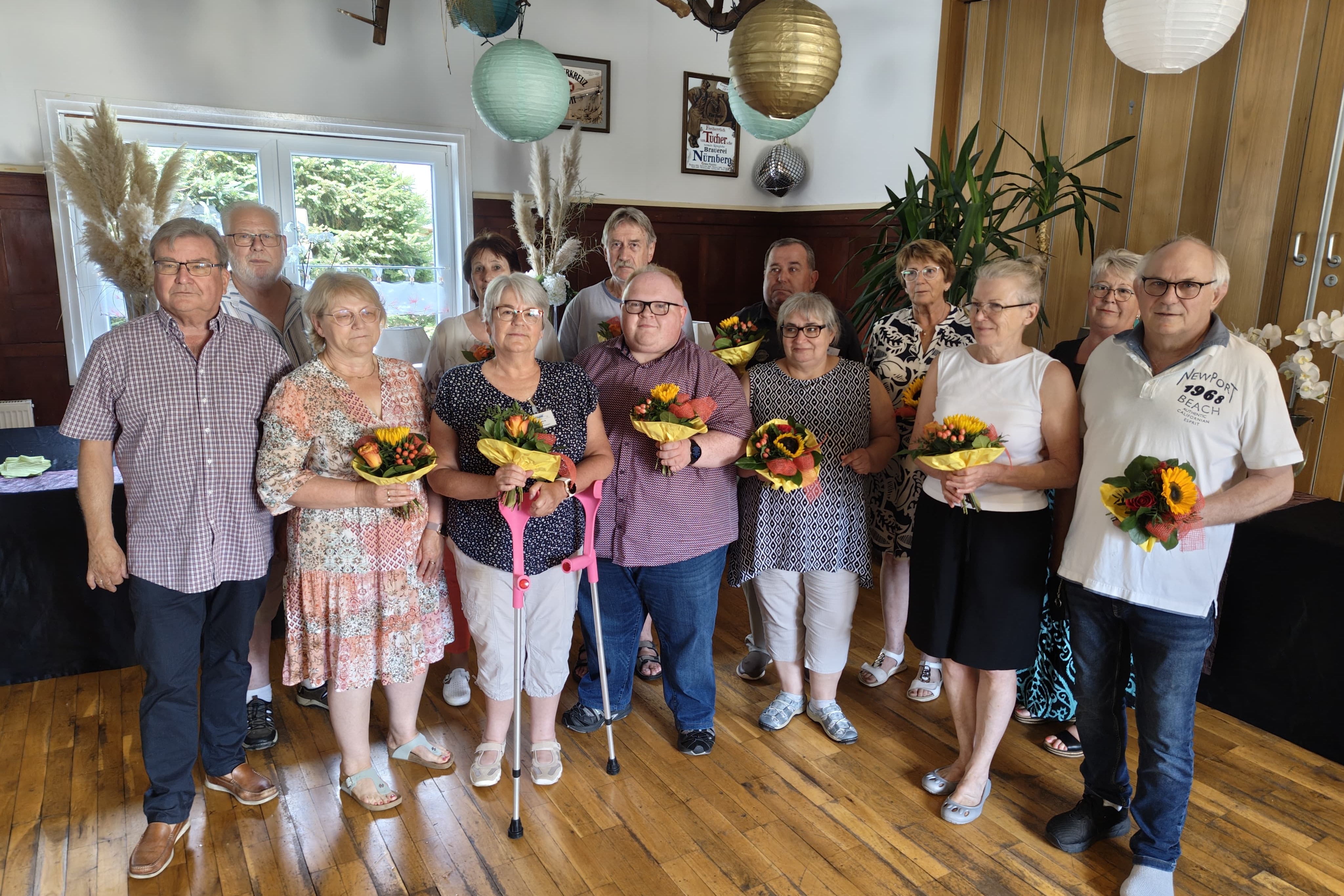 Der komplette Vorstand des Kreisverbandes Wartburgkreis mit J&ouml;rg Kubitzki (links) im Gruppenbild.