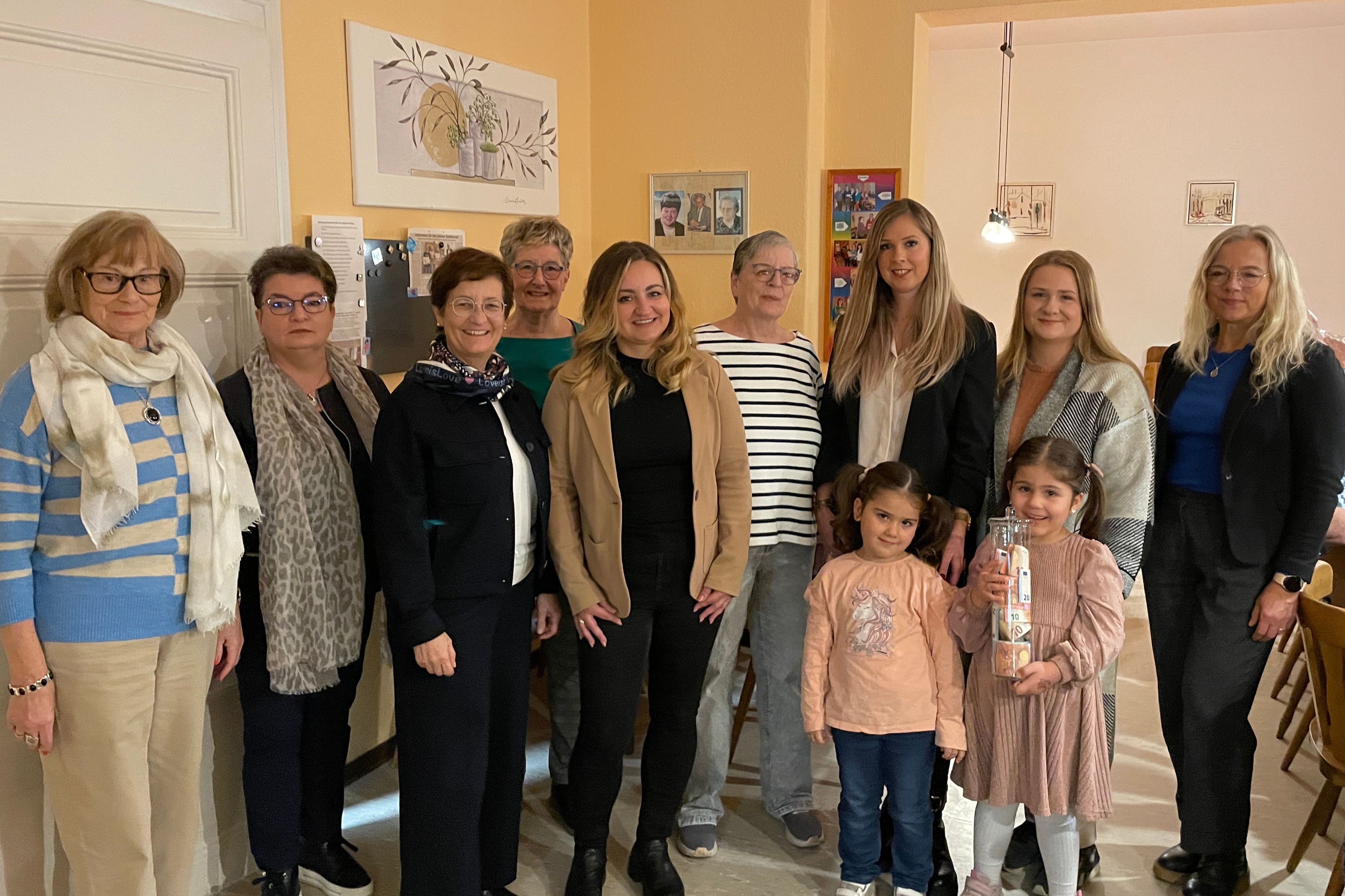 Spendenübergabe an KiTa Hainstraße