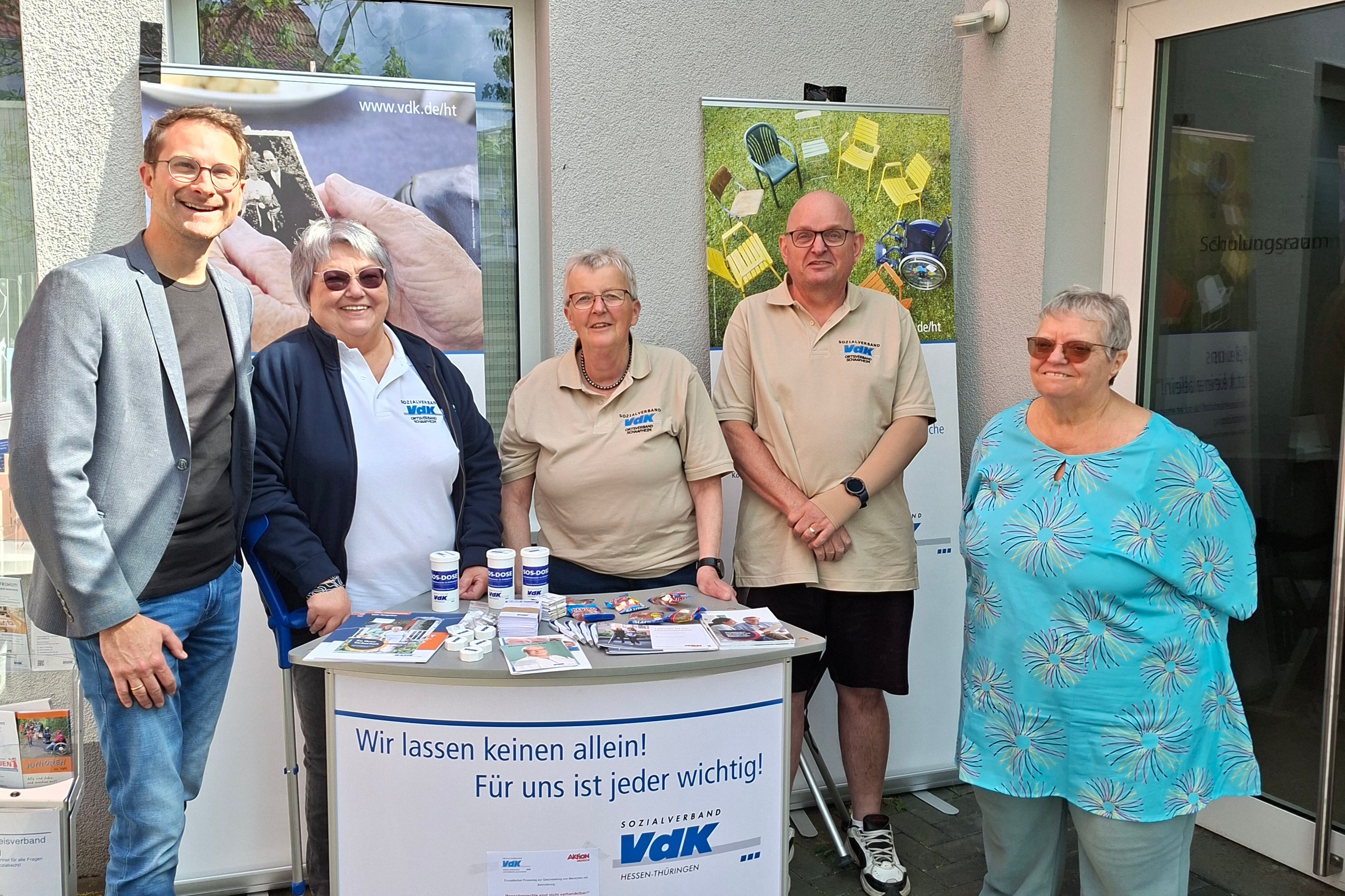 B&uuml;rgermeister Rauschenberger mit Vorstandsmitgliedern