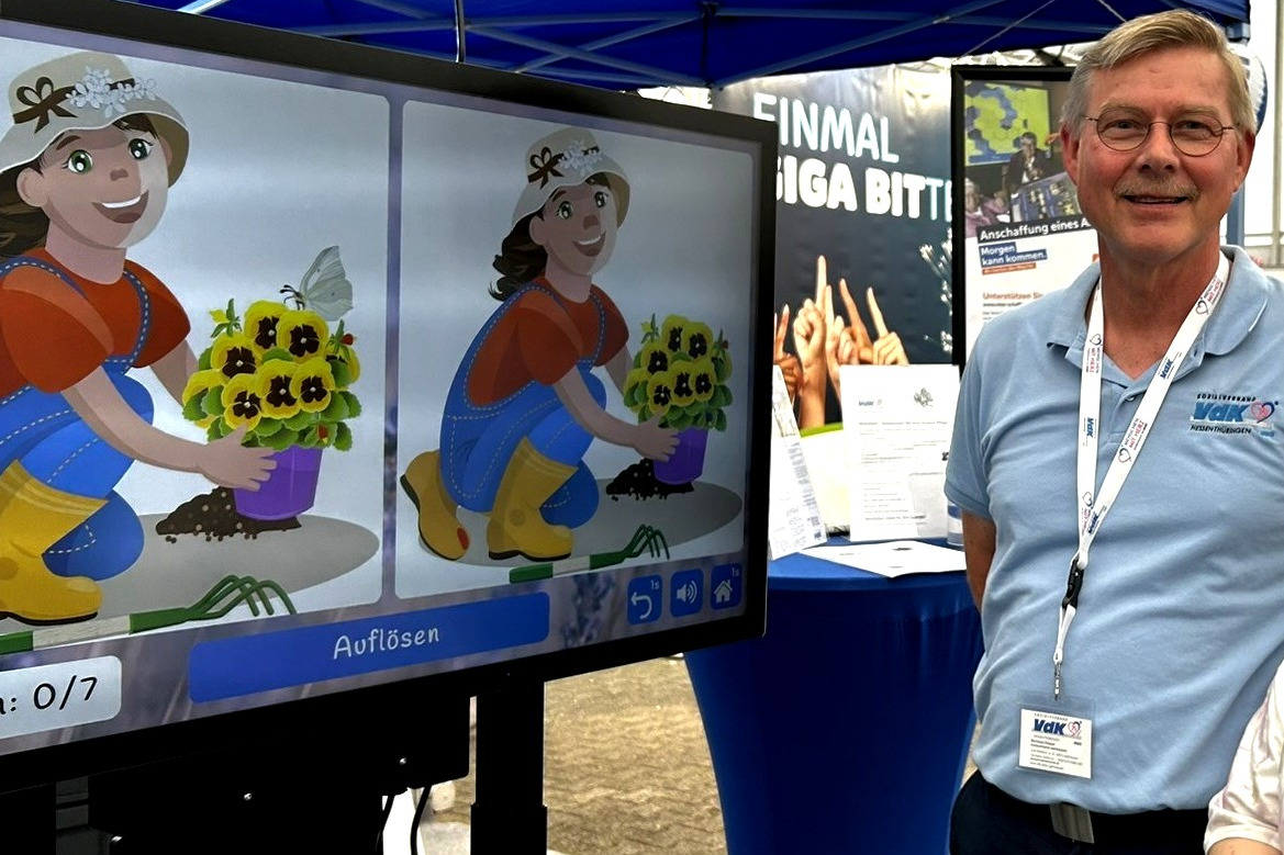 Der VdK-Aktivtisch am VdK-Stand auf der Wächtersbacher Messe
